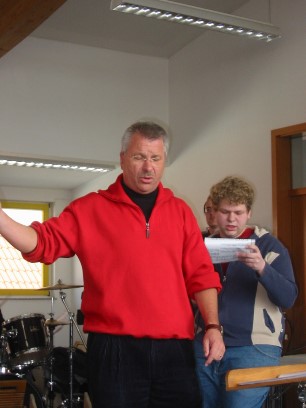 ../Images/singasong02-05 (4).jpg